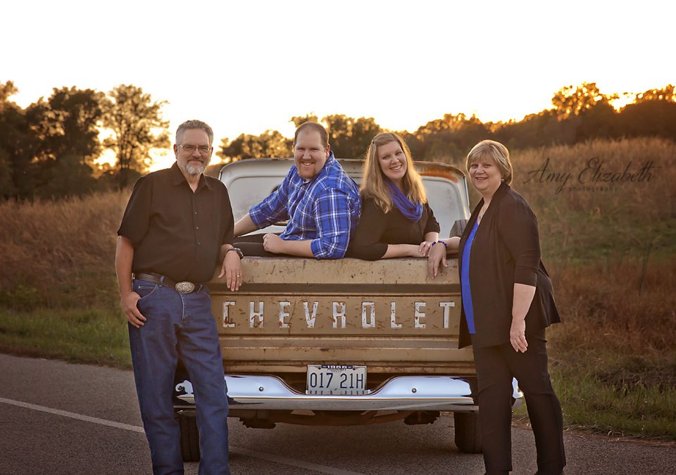 A Chevy-Flavored Family Session – St Louis Missouri