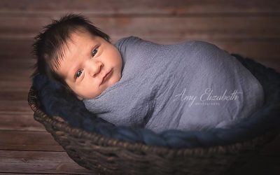 newborn photos with Henry – St Louis Missouri