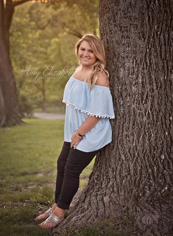 senior session at queeny park st louis photographer