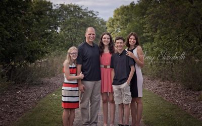 Iowa Family Portraits at Queeny Park – St Louis Missouri