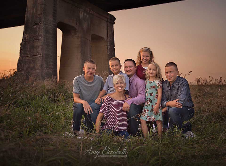 family under the tressle in manning iowa