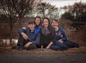 four siblings for family pictures at forest park st louis