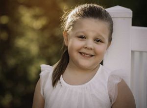 little girl smiling st louis photographer