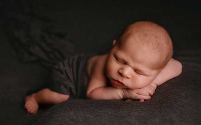 Preparing for a Posed Newborn Session – St. Louis Photographer