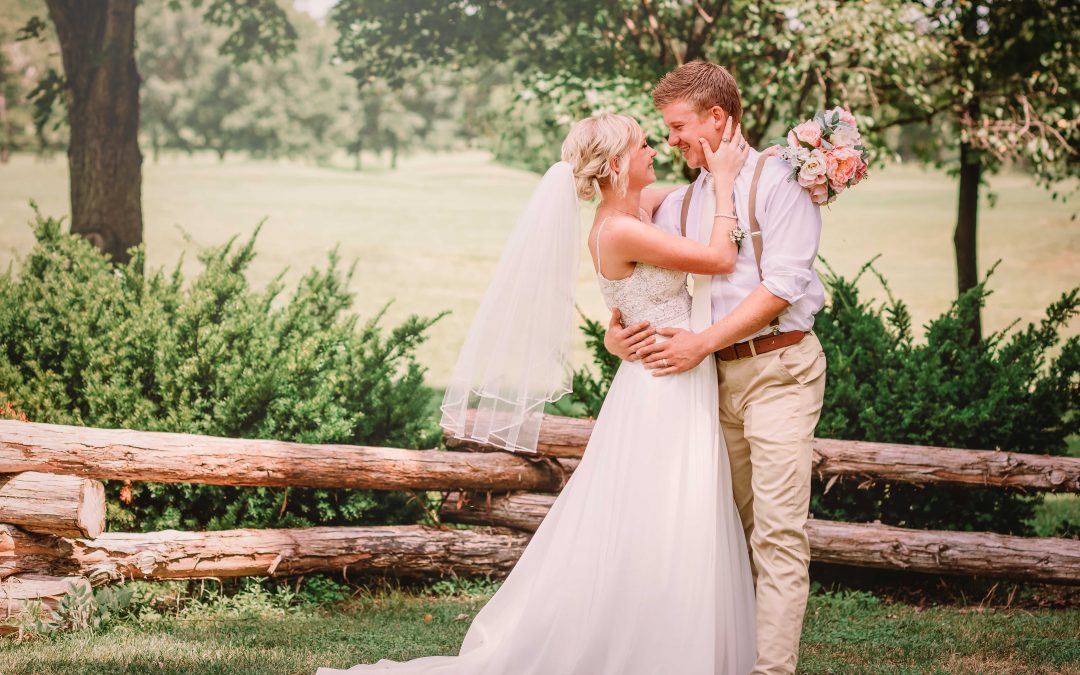Ashlie and Mitchell’s Fox Run Wedding – St. Louis Wedding Photographer