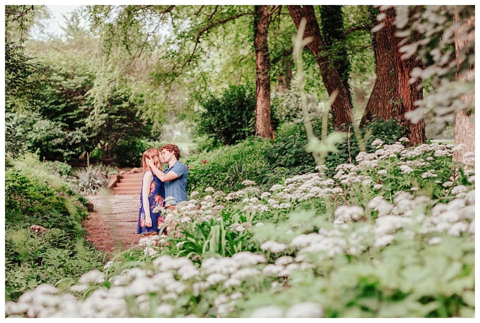 A Lafayette Park Engagement Session – St. Louis Photographer