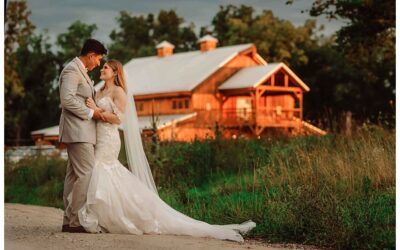 Aysia and Ruben’s Aquila Barn Wedding – Missouri Photographer