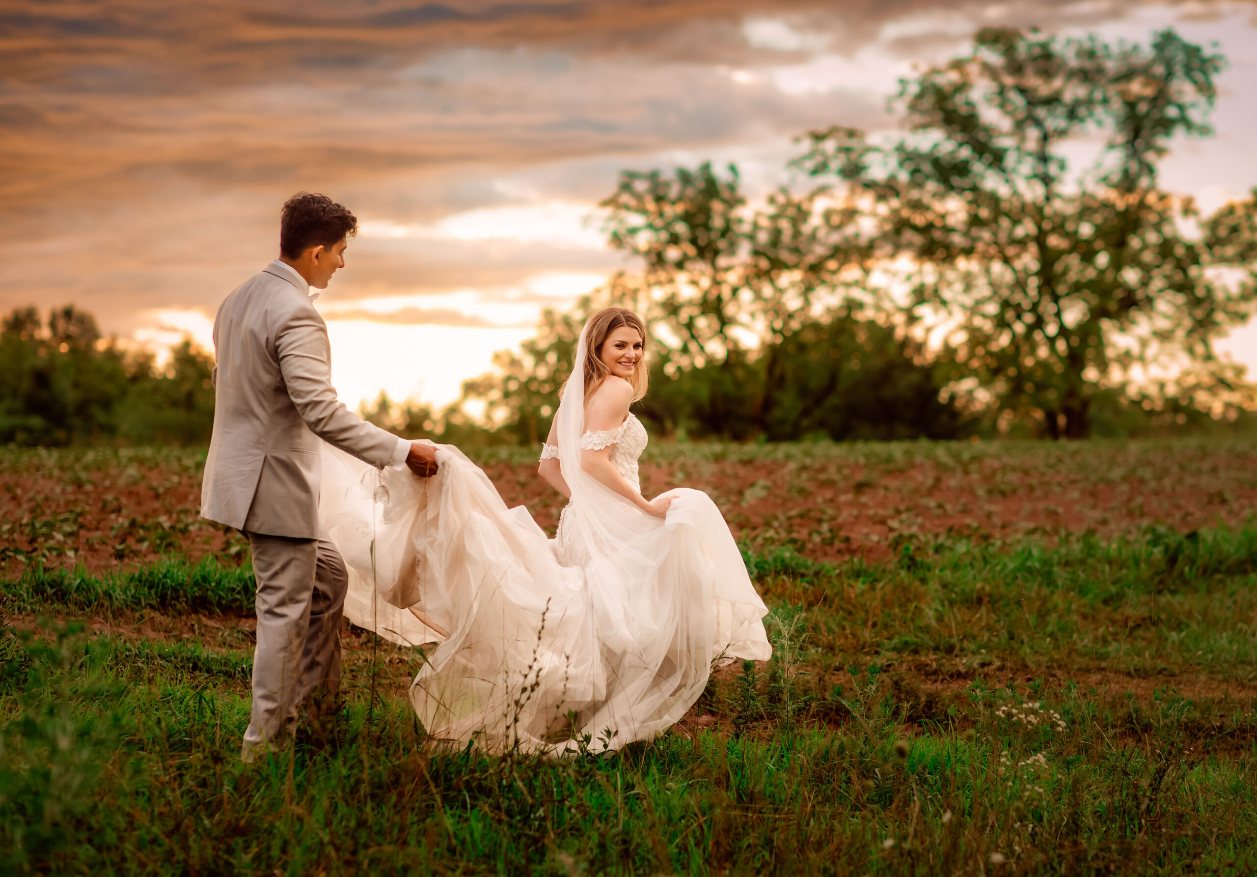 choosing a wedding photographer