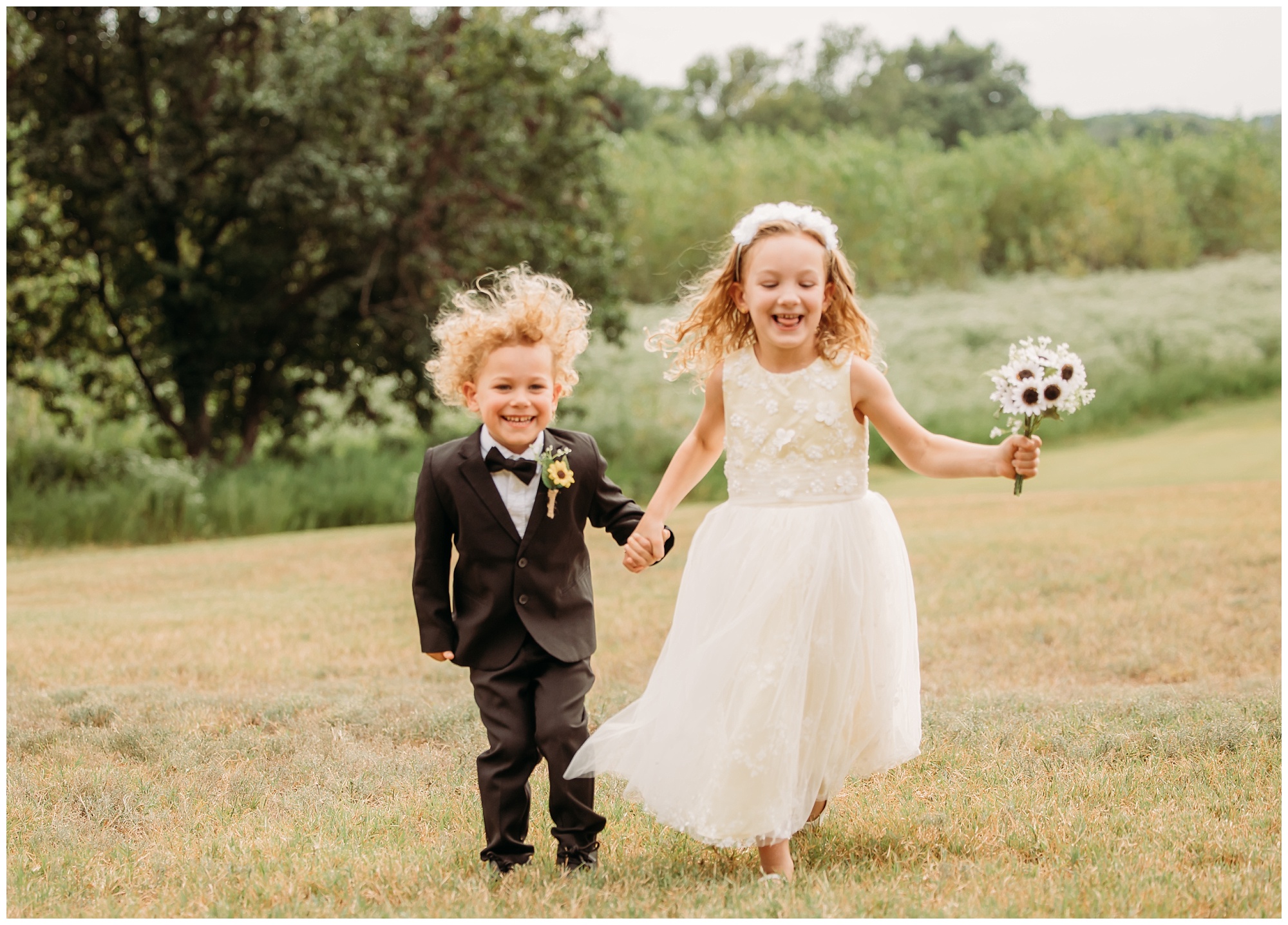 St. Louis wedding photographer near me