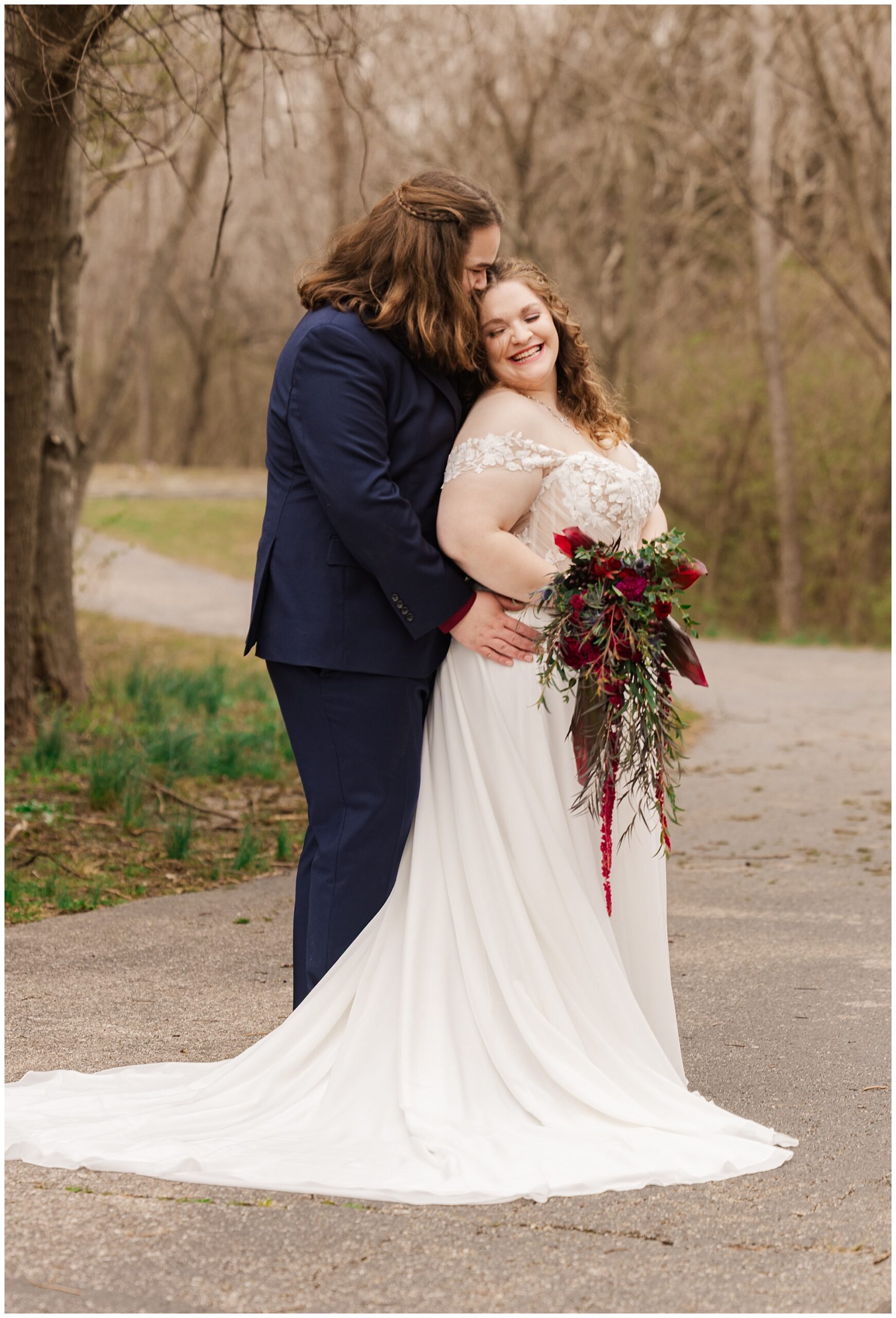St. Louis wedding photographer near me