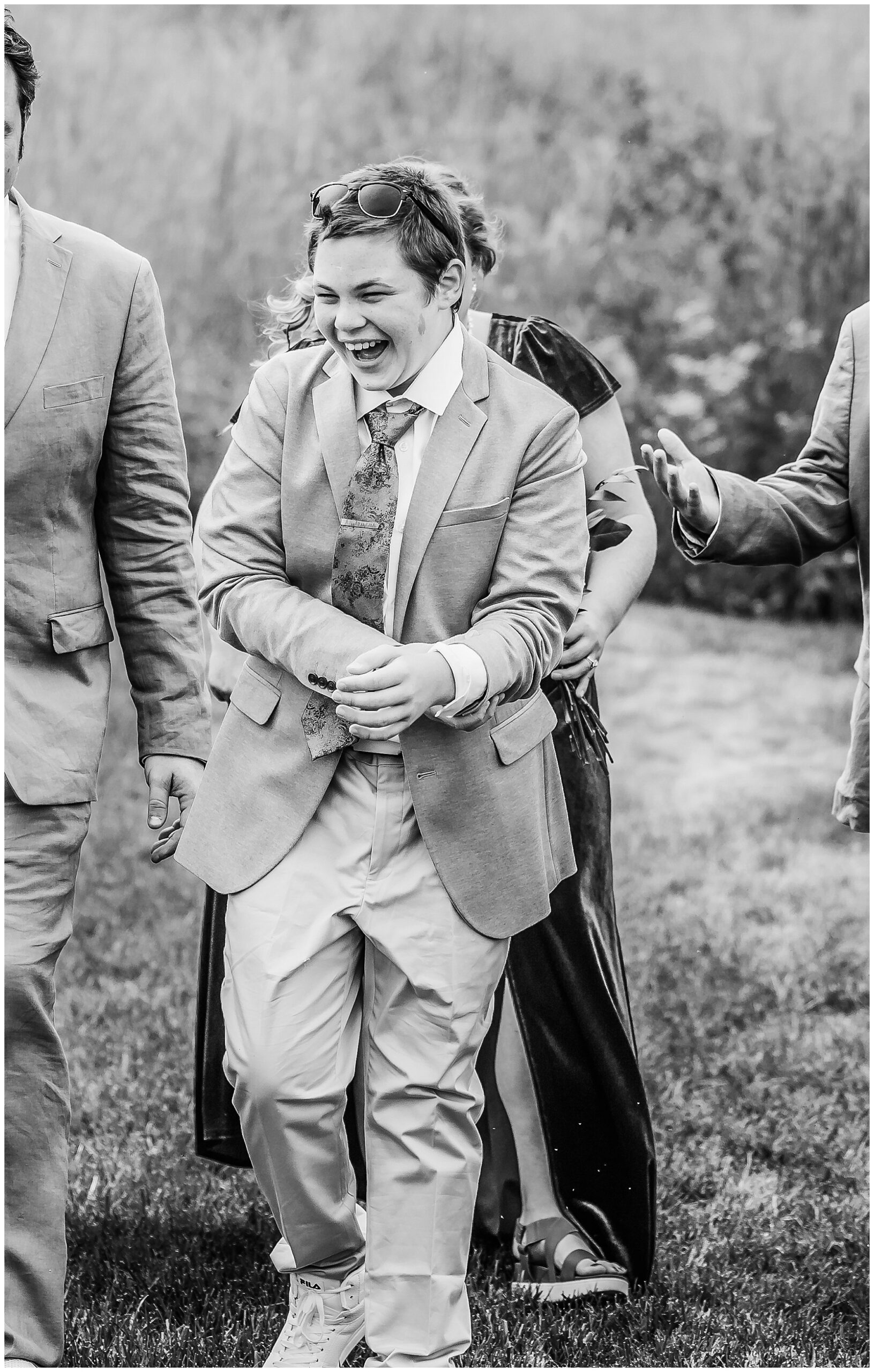 St. Louis wedding photographer near me