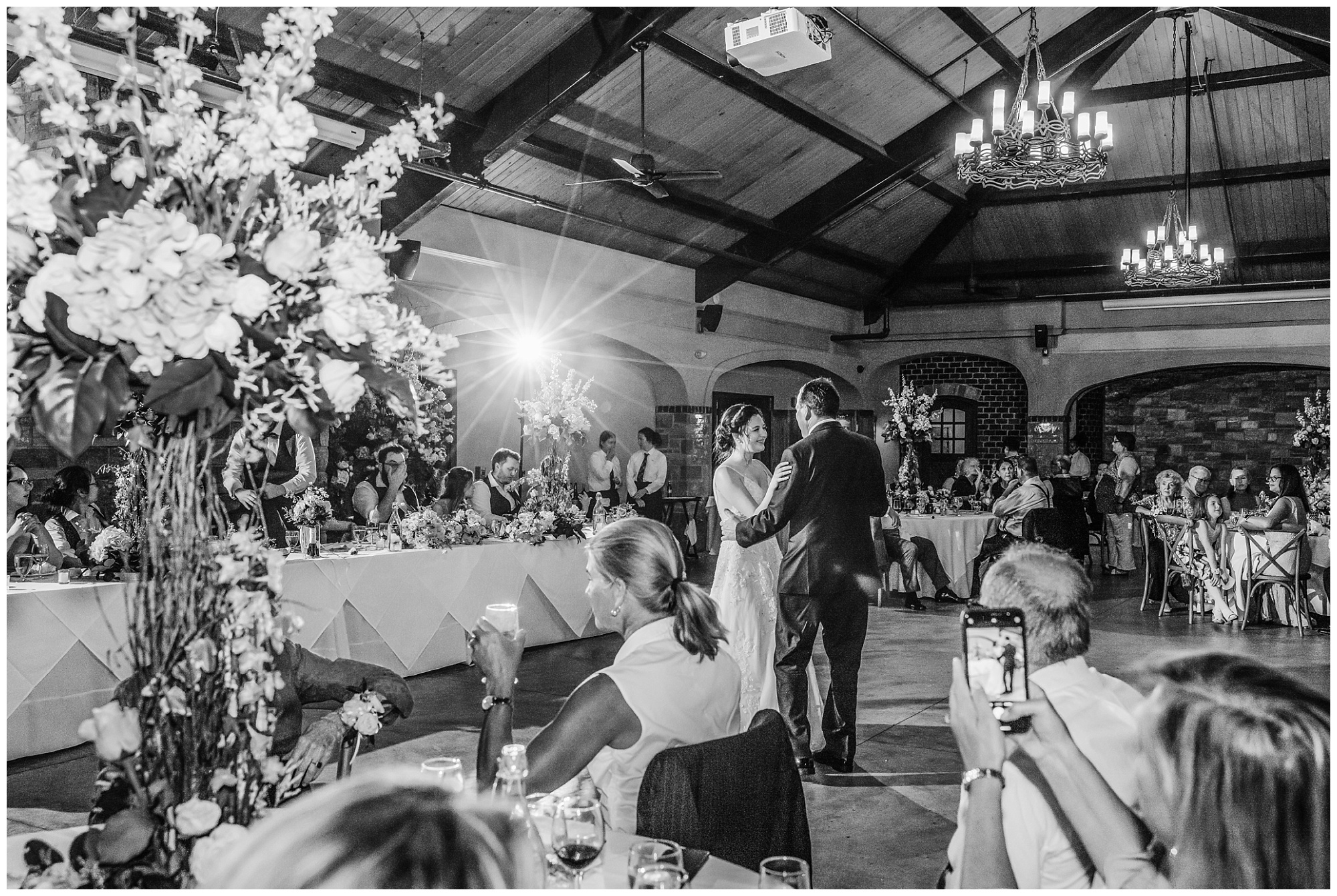 St. Louis wedding photographer near me