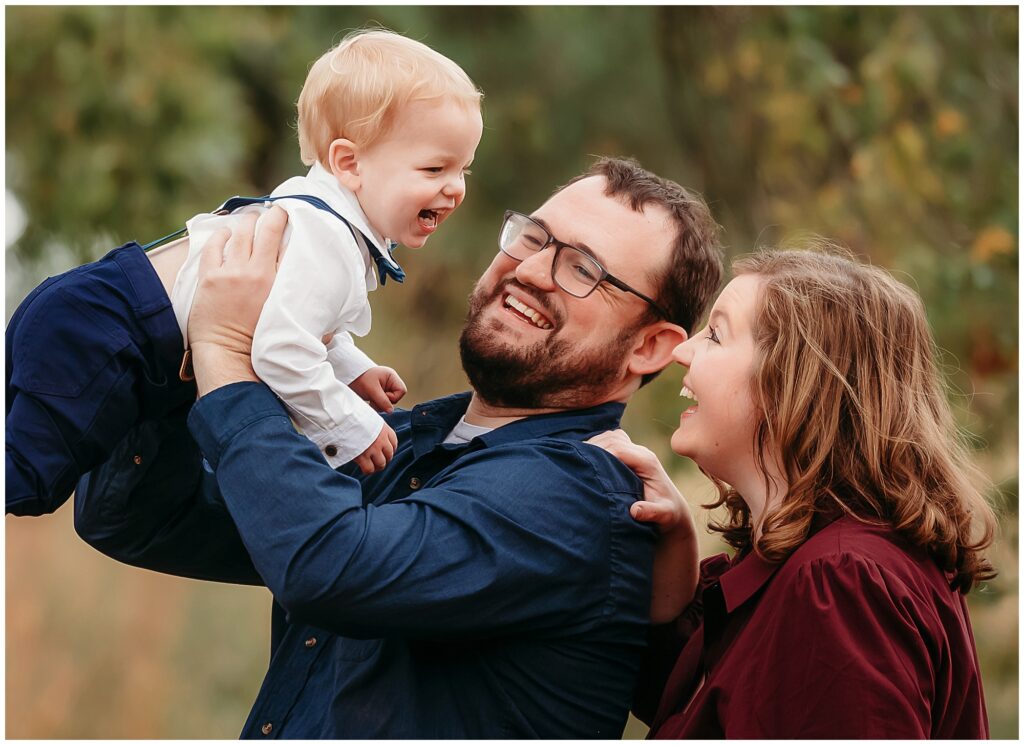 Christmas Tree Farm Mini Sessions 